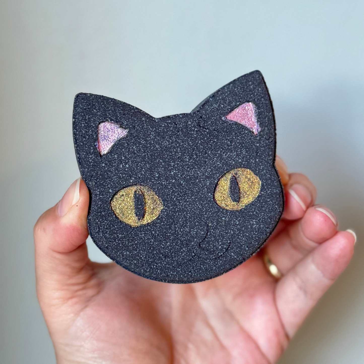 Kitty Cat Bath Bomb