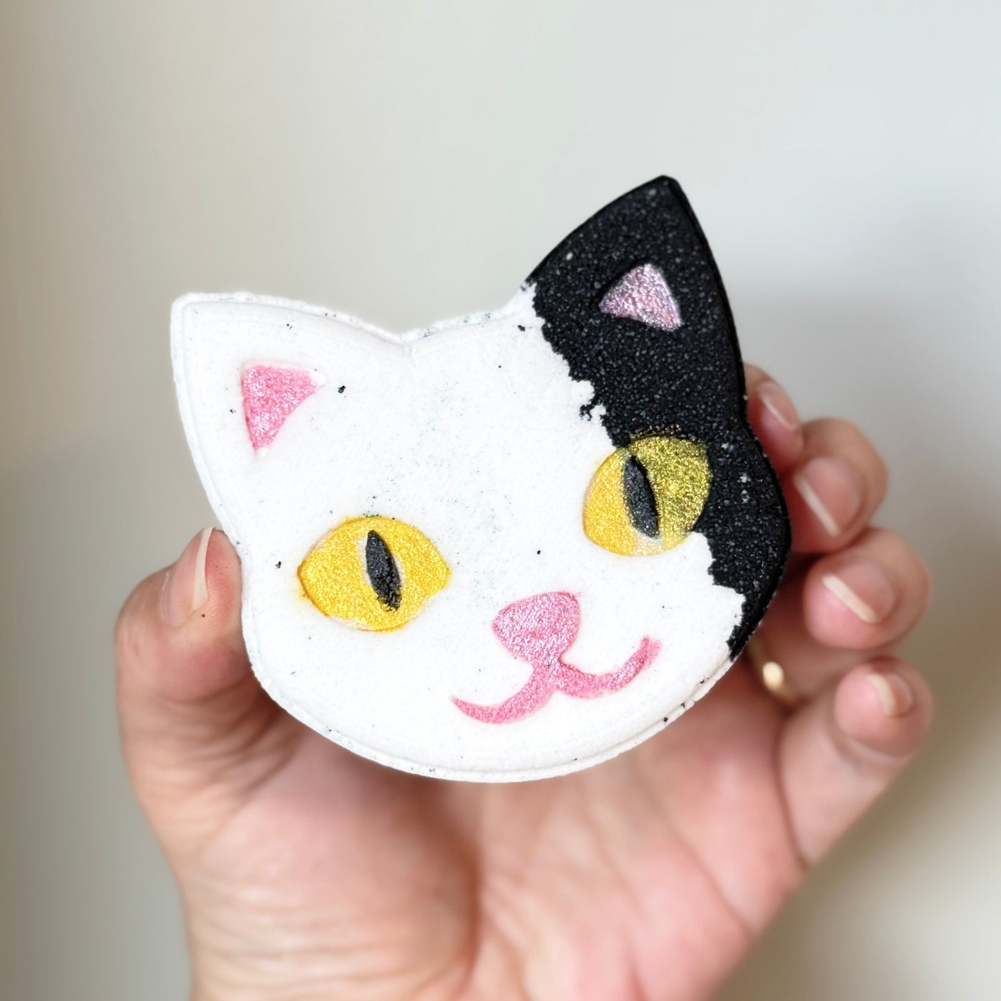 Kitty Cat Bath Bomb