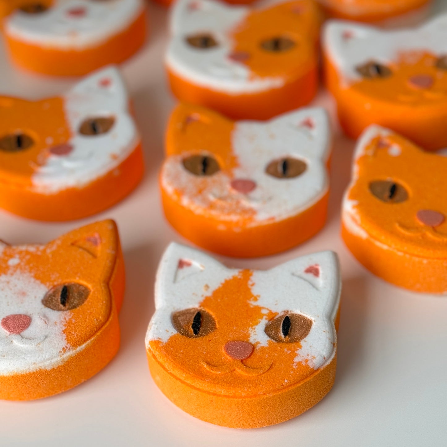 Kitty Cat Bath Bomb